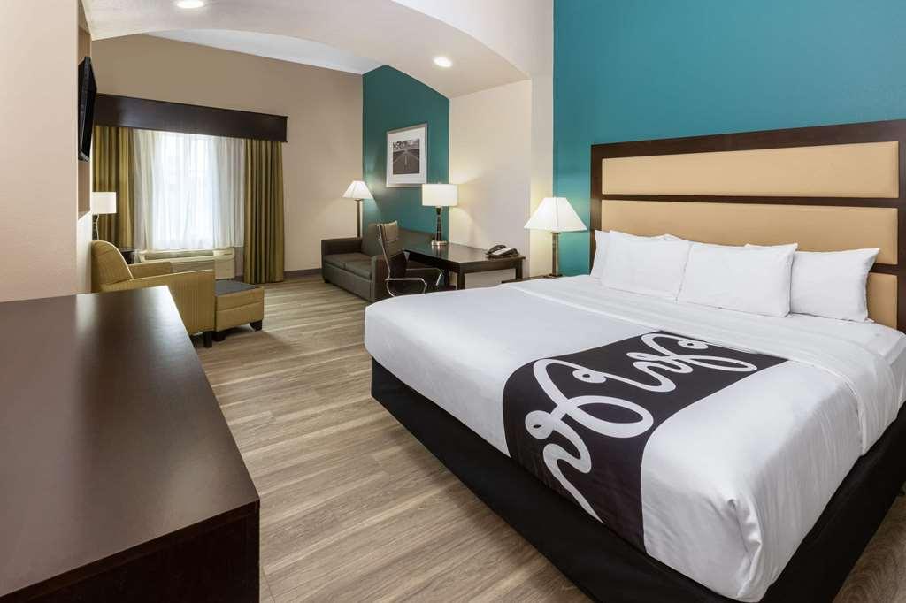 La Quinta Inn & Suites By Wyndham Дурант Номер фото